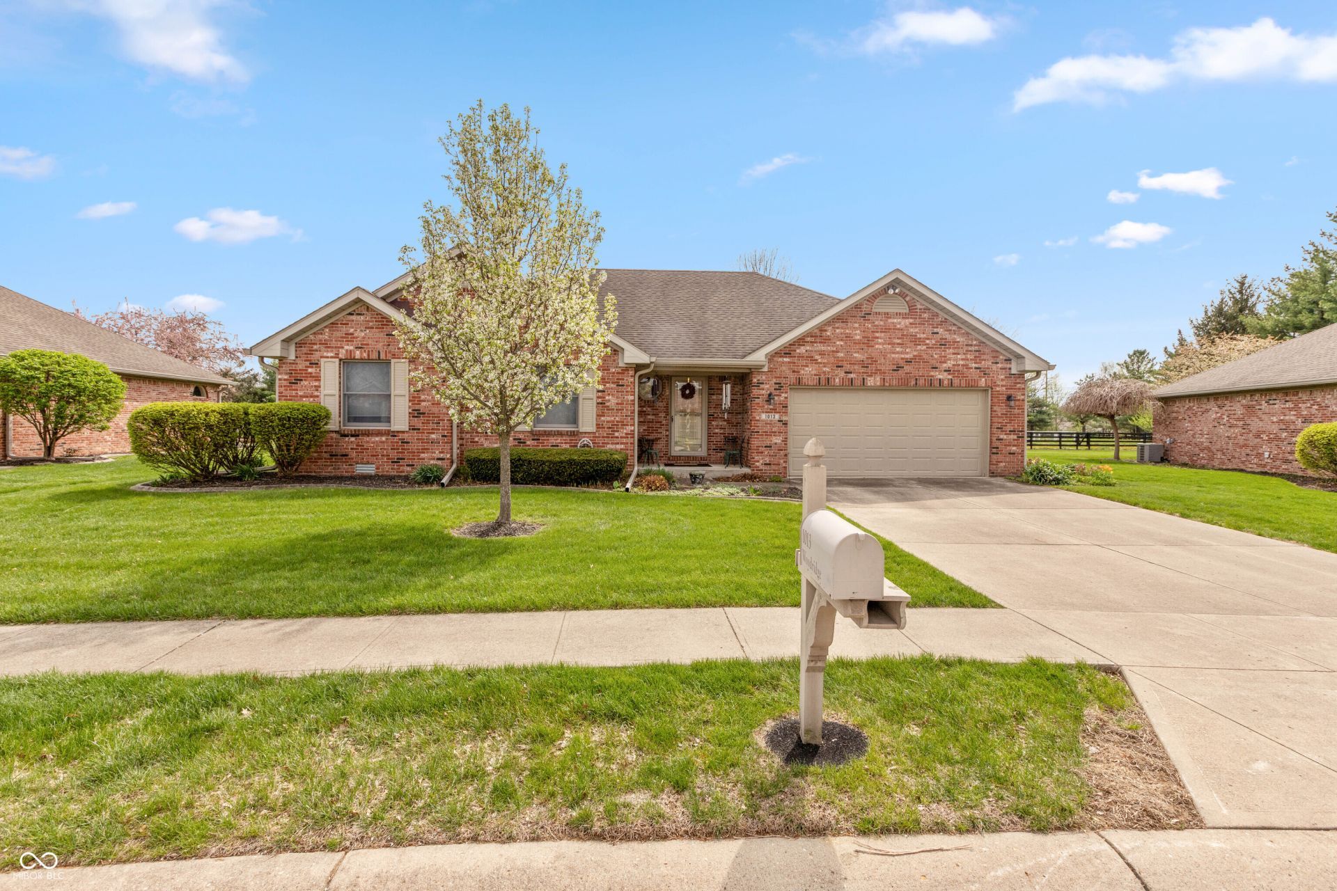 1013 Woodridge, Brownsburg, IN 46112 Main Photo