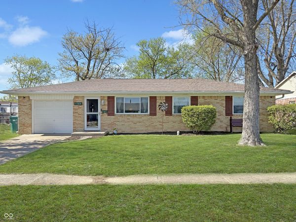 1704 Hawthorne Drive, Plainfield, IN 46168