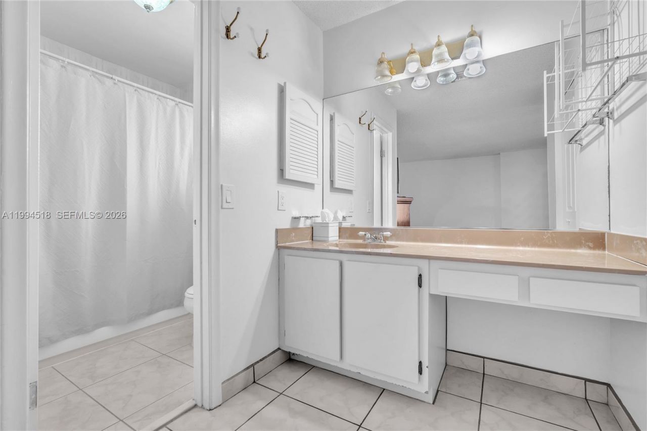 1321 SW 124th Ct, Unit 18-A, Miami, FL 33184 Photo