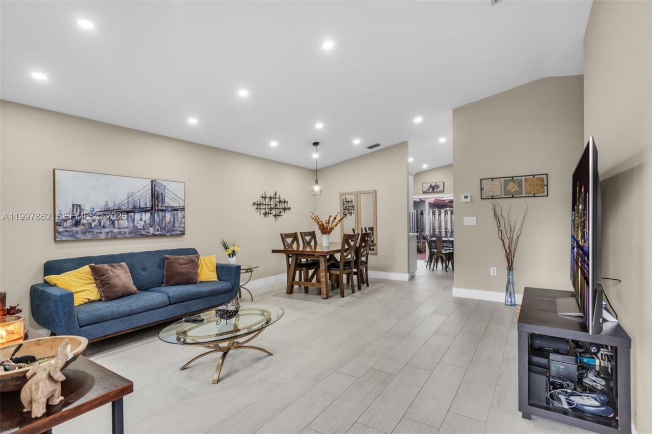 7001 W 35th Ave, Unit 169, Hialeah, FL 33018 Photo