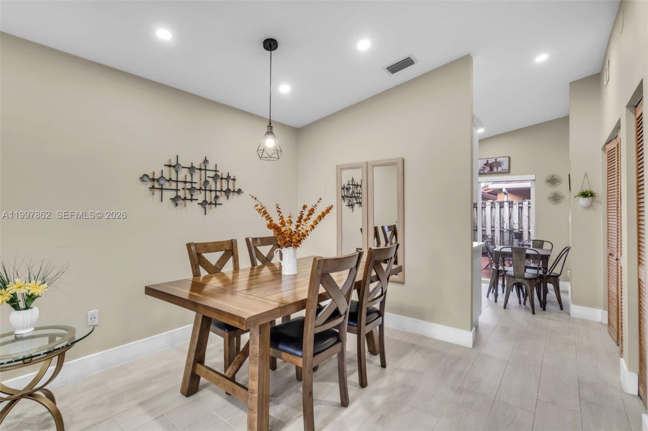 7001 W 35th Ave, Unit 169, Hialeah, FL 33018 Photo