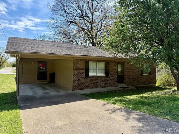 1714 Wallace Street , Poplar Bluff, MO 63901