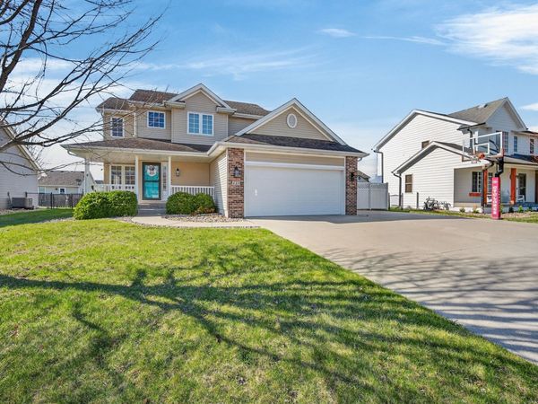 409 4th Street NW, Bondurant, IA 50035