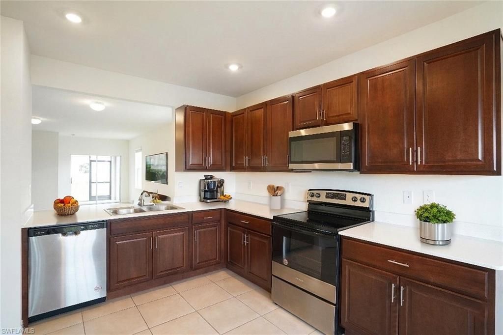 211 NE 20th St, Cape Coral, FL 33909 Photo