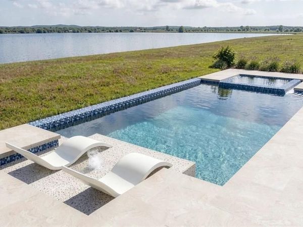 8718 Driftwood DR, NAPLES, FL 34114