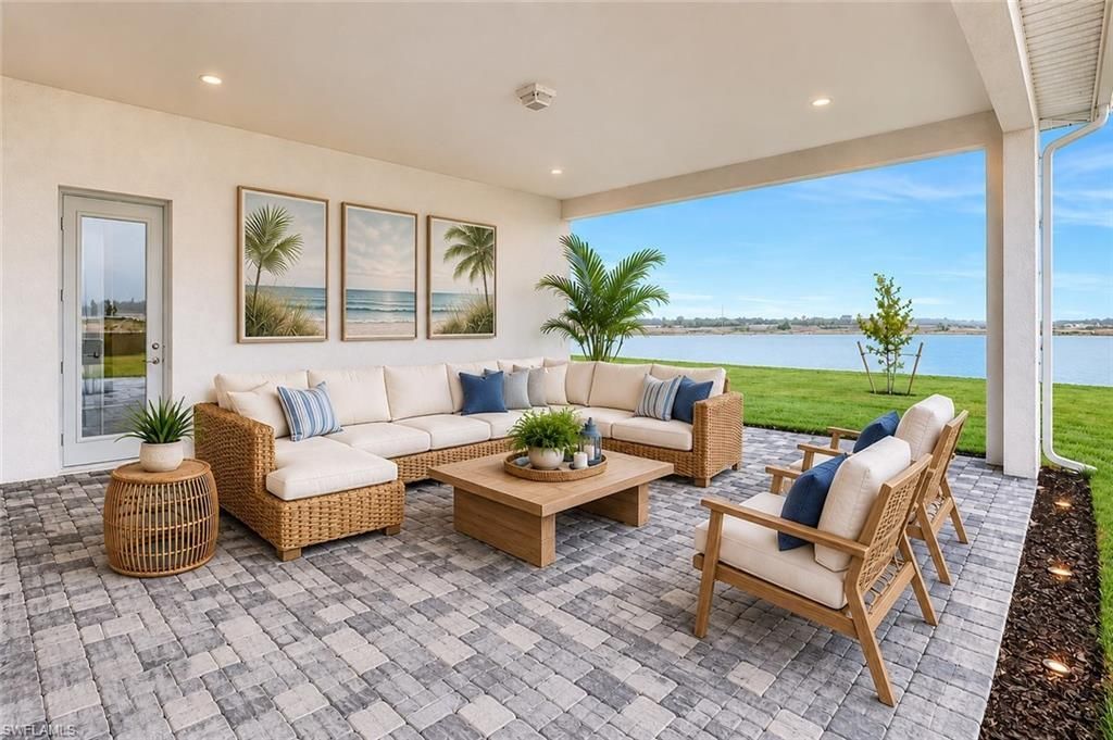 8718 Driftwood Dr, Naples, FL 34114 Photo