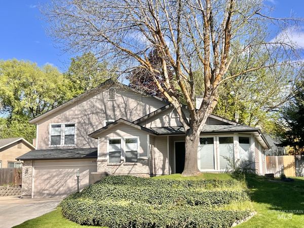 678 Stierman, Eagle, ID 83616