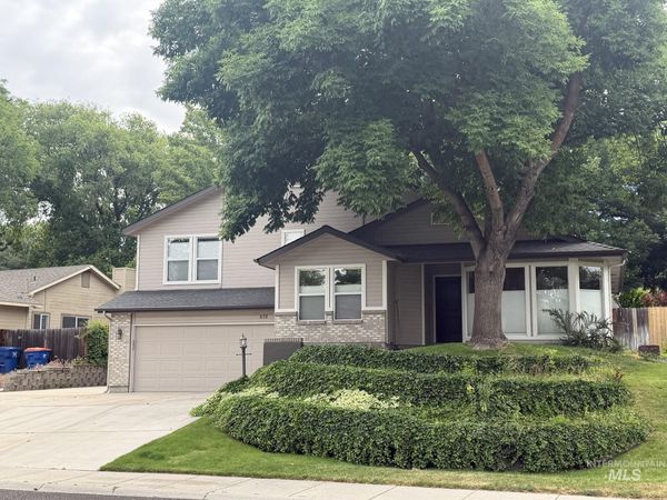 678 Stierman, Eagle, ID 83616