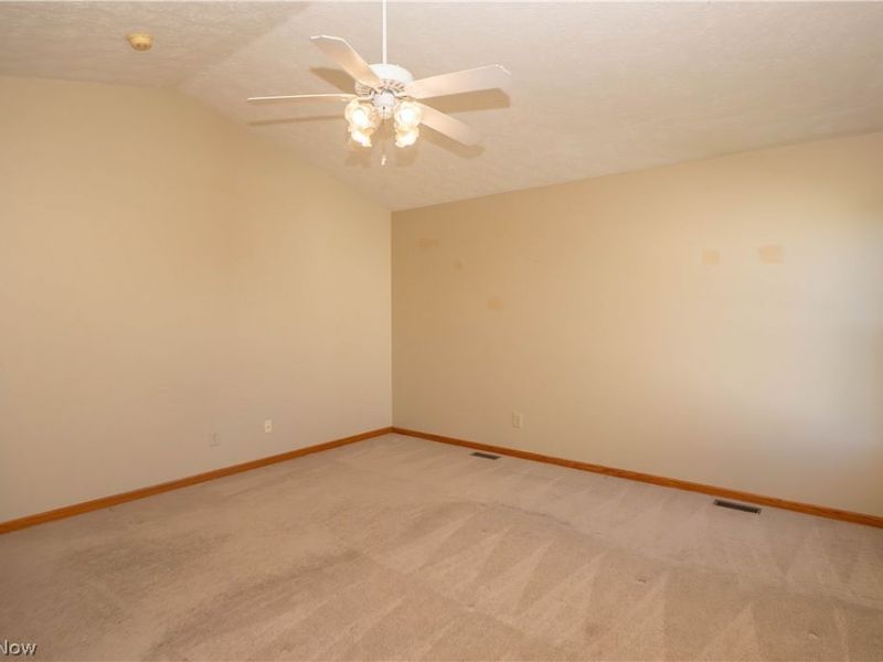 2662 Captens Street NE, Canton, OH 44721 Photo 18