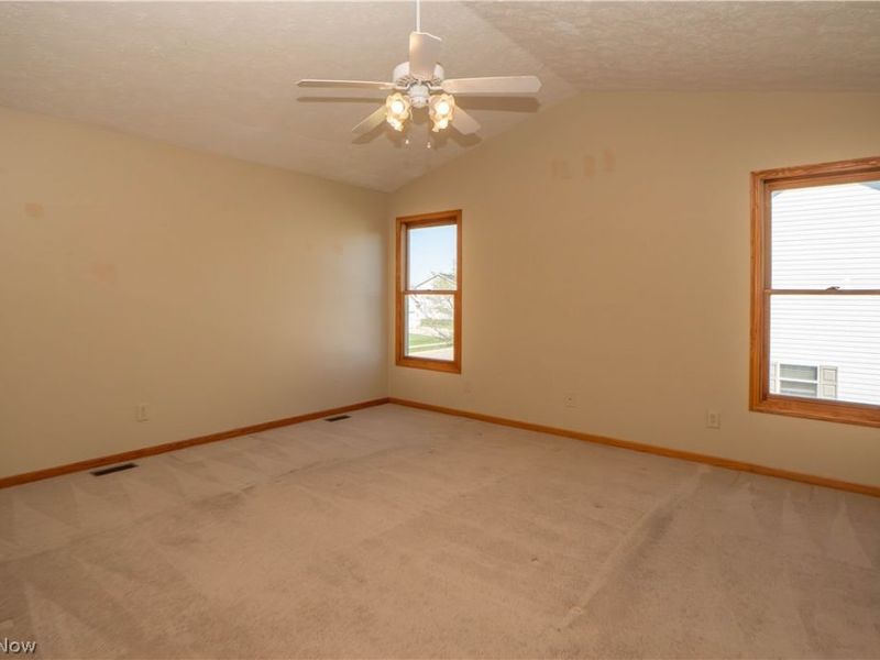 2662 Captens Street NE, Canton, OH 44721 Photo 19