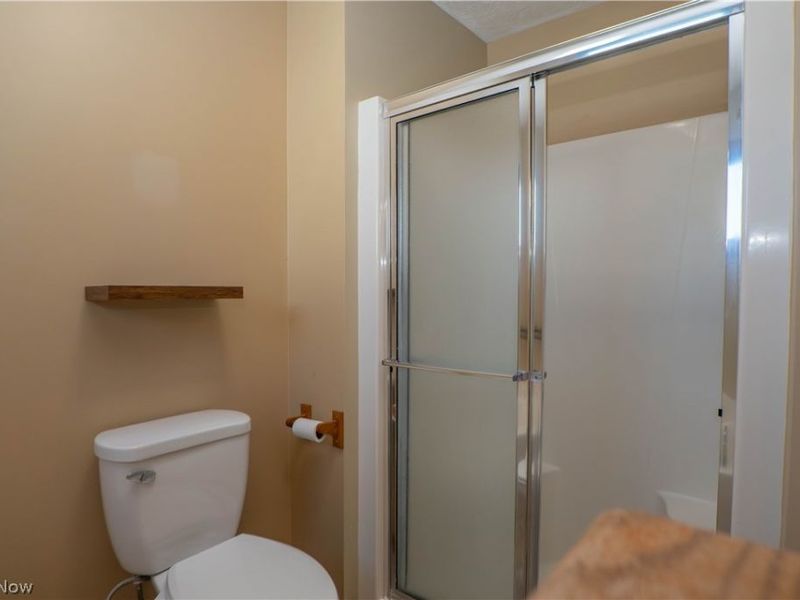 2662 Captens Street NE, Canton, OH 44721 Photo 22