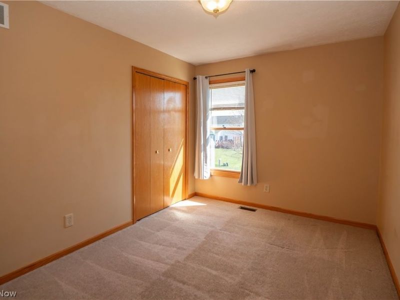 2662 Captens Street NE, Canton, OH 44721 Photo 25