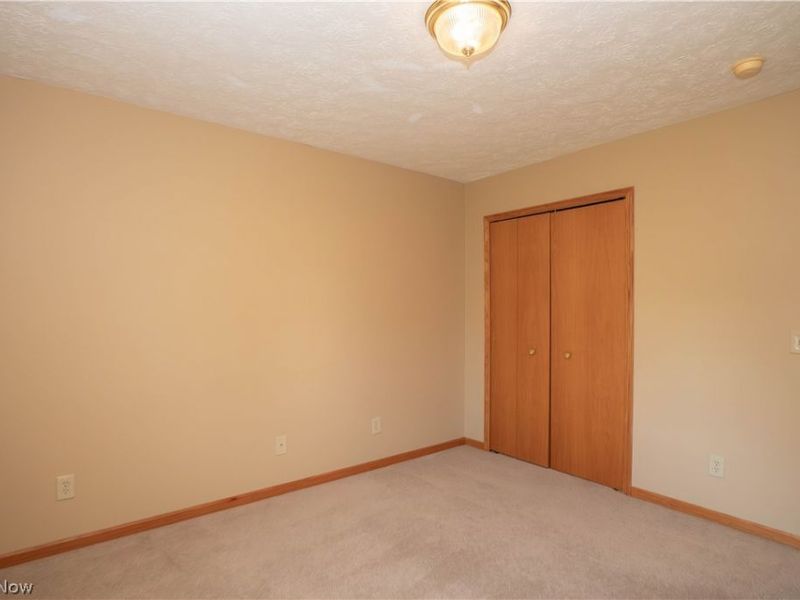 2662 Captens Street NE, Canton, OH 44721 Photo 28