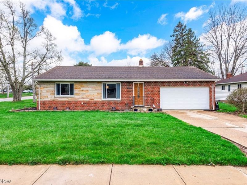 25787 W Ranchview Avenue, North Olmsted, OH 44070 Photo 1