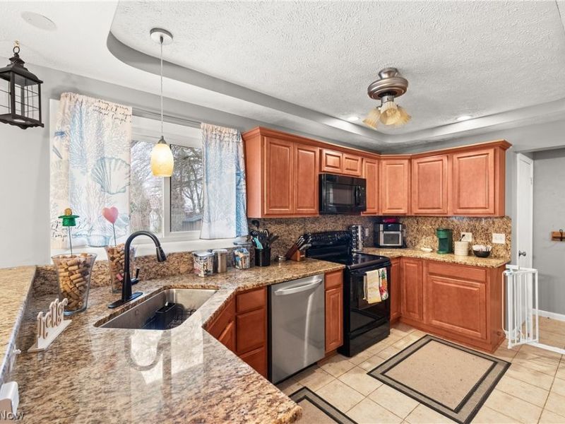 25787 W Ranchview Avenue, North Olmsted, OH 44070 Photo 15