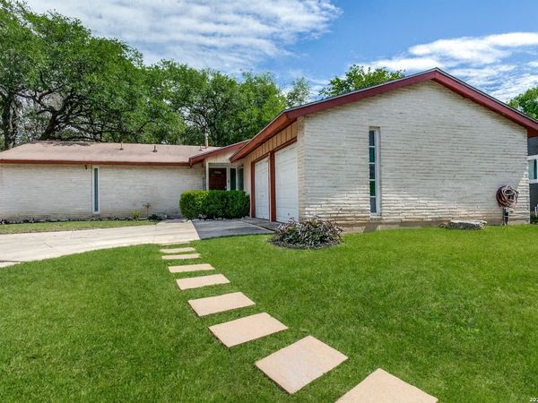 4302 Flint Hill ST, San Antonio, TX 78230