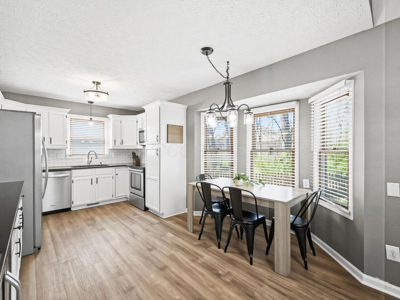 637 Ridenour Road, Columbus, OH 43230 Photo 10