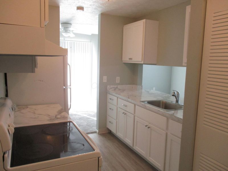 3545 Broadleaf Lane , Columbus, OH 43224 Photo 13