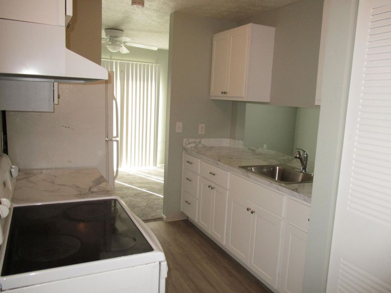 3545 Broadleaf Lane , Columbus, OH 43224 Photo 14