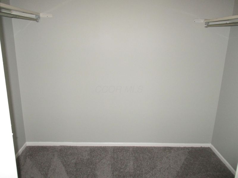 3545 Broadleaf Lane , Columbus, OH 43224 Photo 20