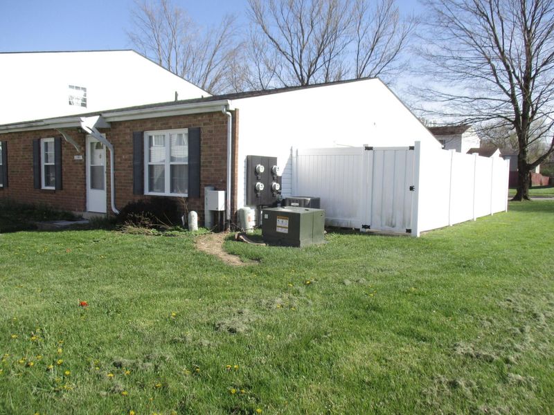 3545 Broadleaf Lane , Columbus, OH 43224 Photo 3