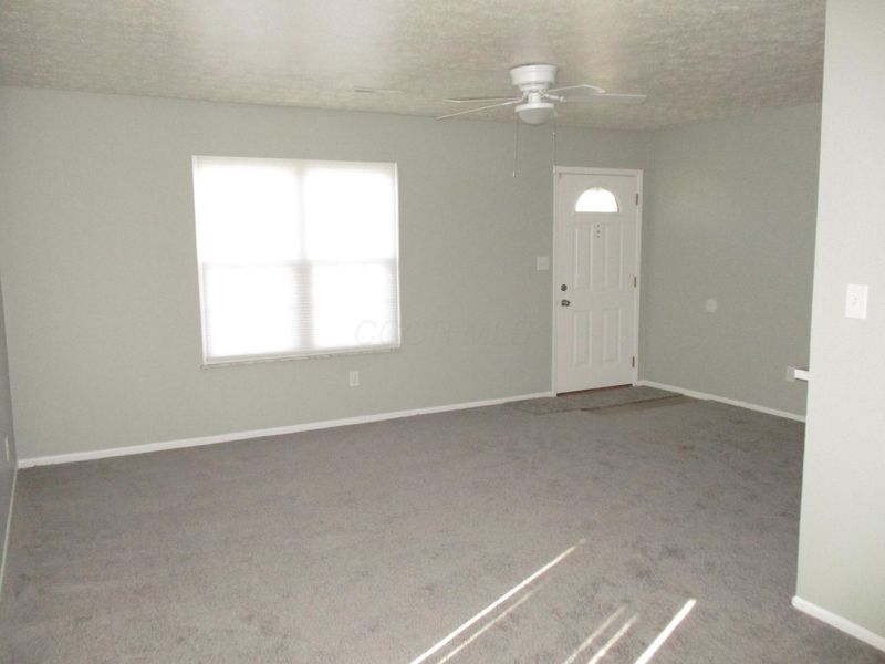 3545 Broadleaf Lane , Columbus, OH 43224 Photo 6