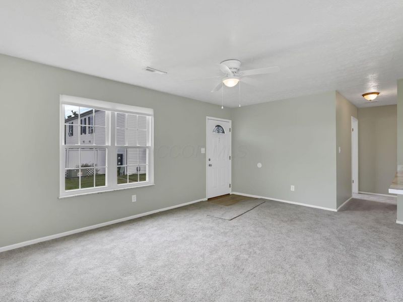 3545 Broadleaf Lane, Columbus, OH 43224 Photo 6