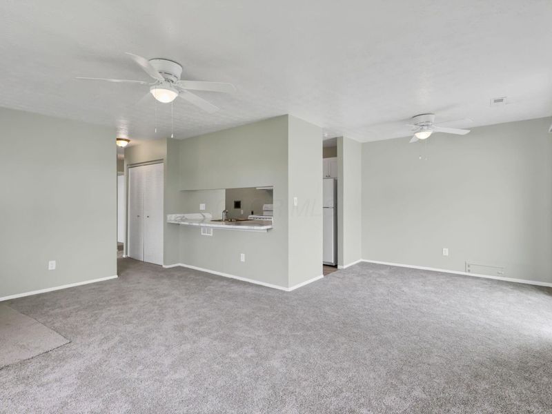 3545 Broadleaf Lane, Columbus, OH 43224 Photo 7