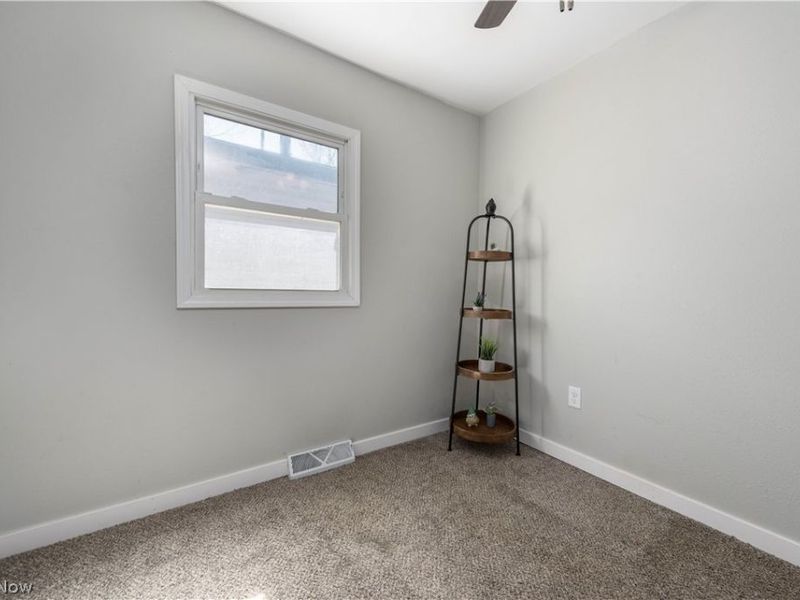 906 E Farwell Street, Sandusky, OH 44870 Photo 22