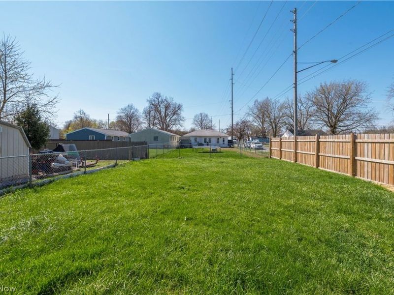 906 E Farwell Street, Sandusky, OH 44870 Photo 31
