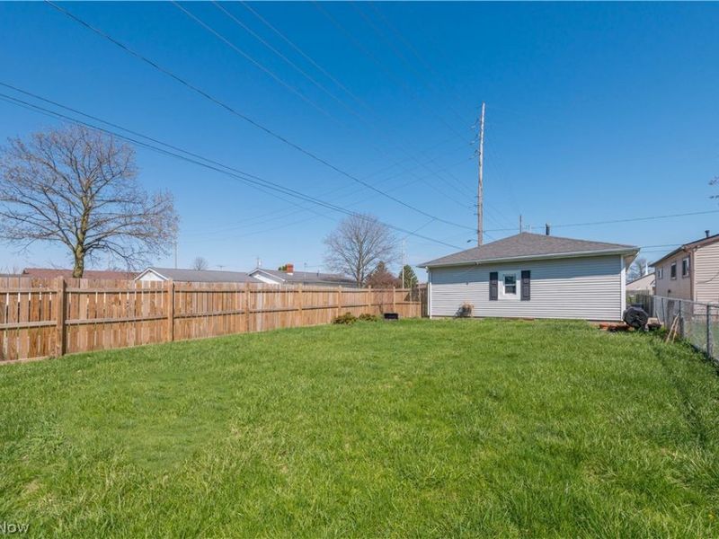 906 E Farwell Street, Sandusky, OH 44870 Photo 34