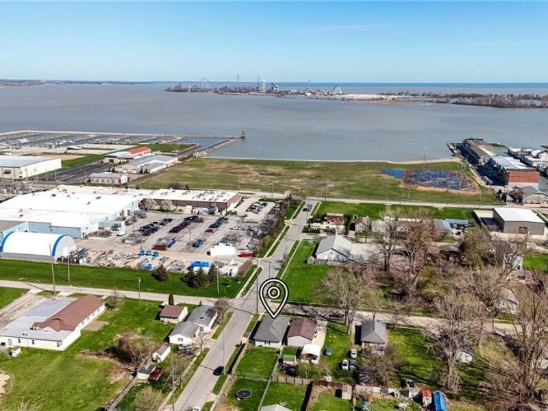906 E Farwell Street, Sandusky, OH 44870 Photo 37