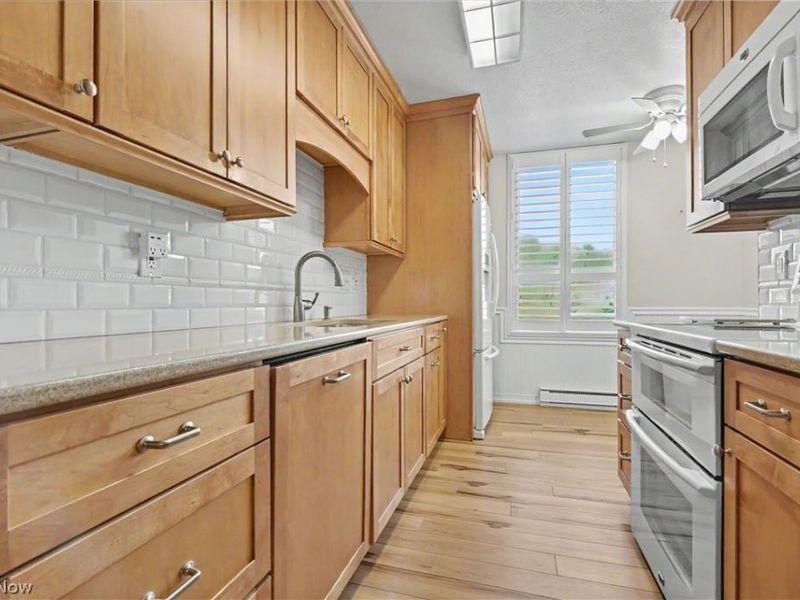 3066 Kent Road, Unit 101, Stow, OH 44224 Photo 13