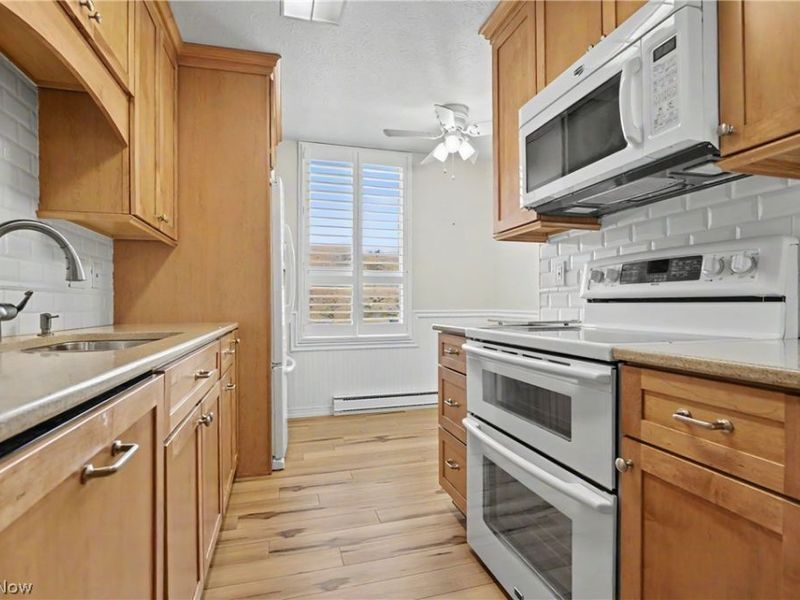 3066 Kent Road, Unit 101, Stow, OH 44224 Photo 14