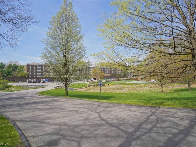 3066 Kent Road, Unit 101, Stow, OH 44224 Photo 38