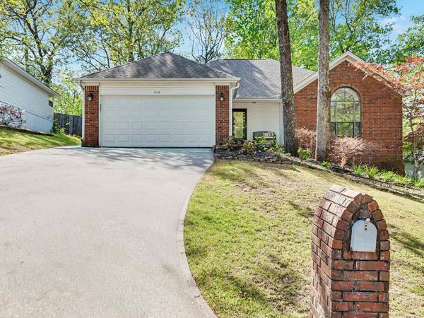 1510 Cherry Brook Drive, Little Rock, AR 72211