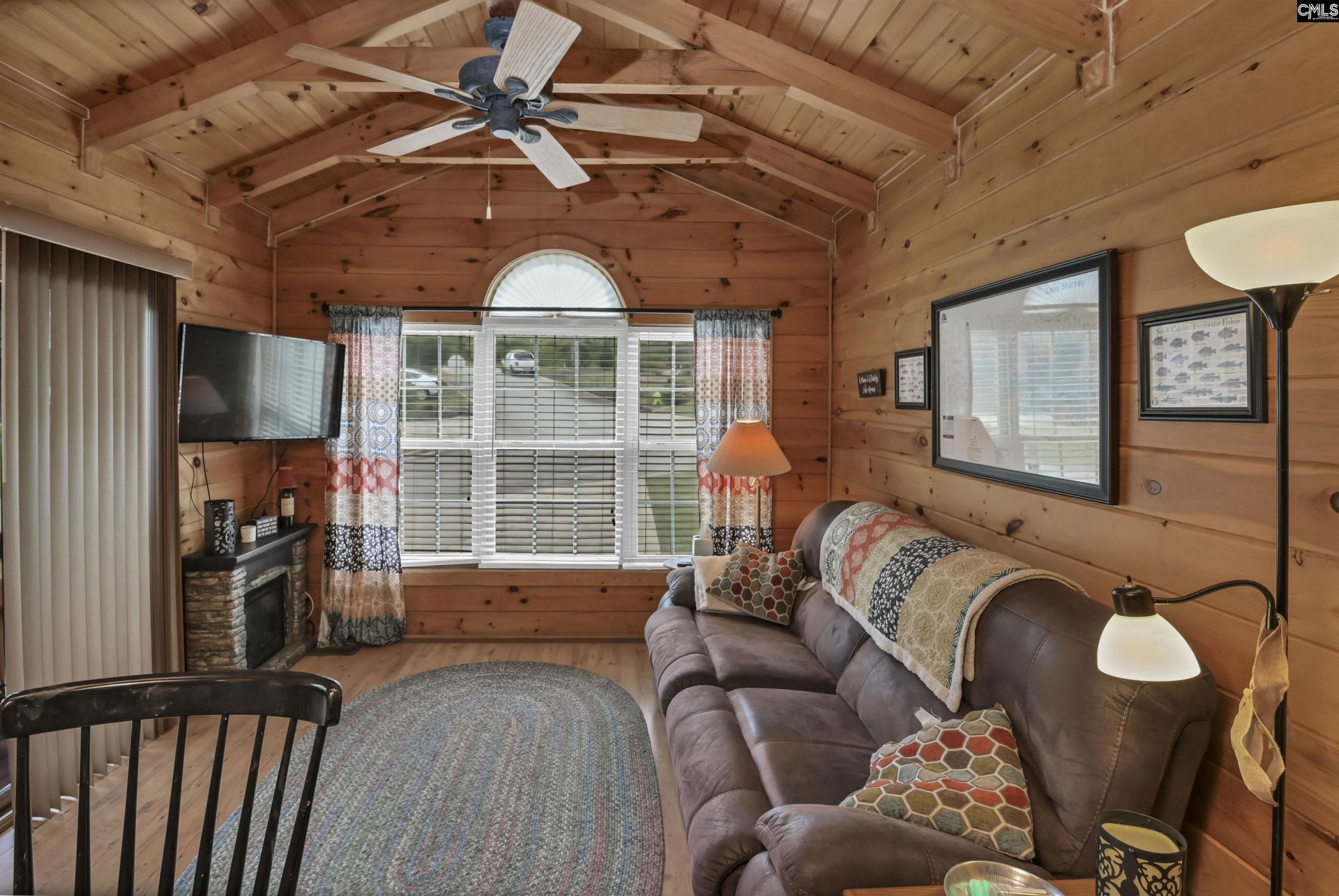 141 Front Street Photo 16