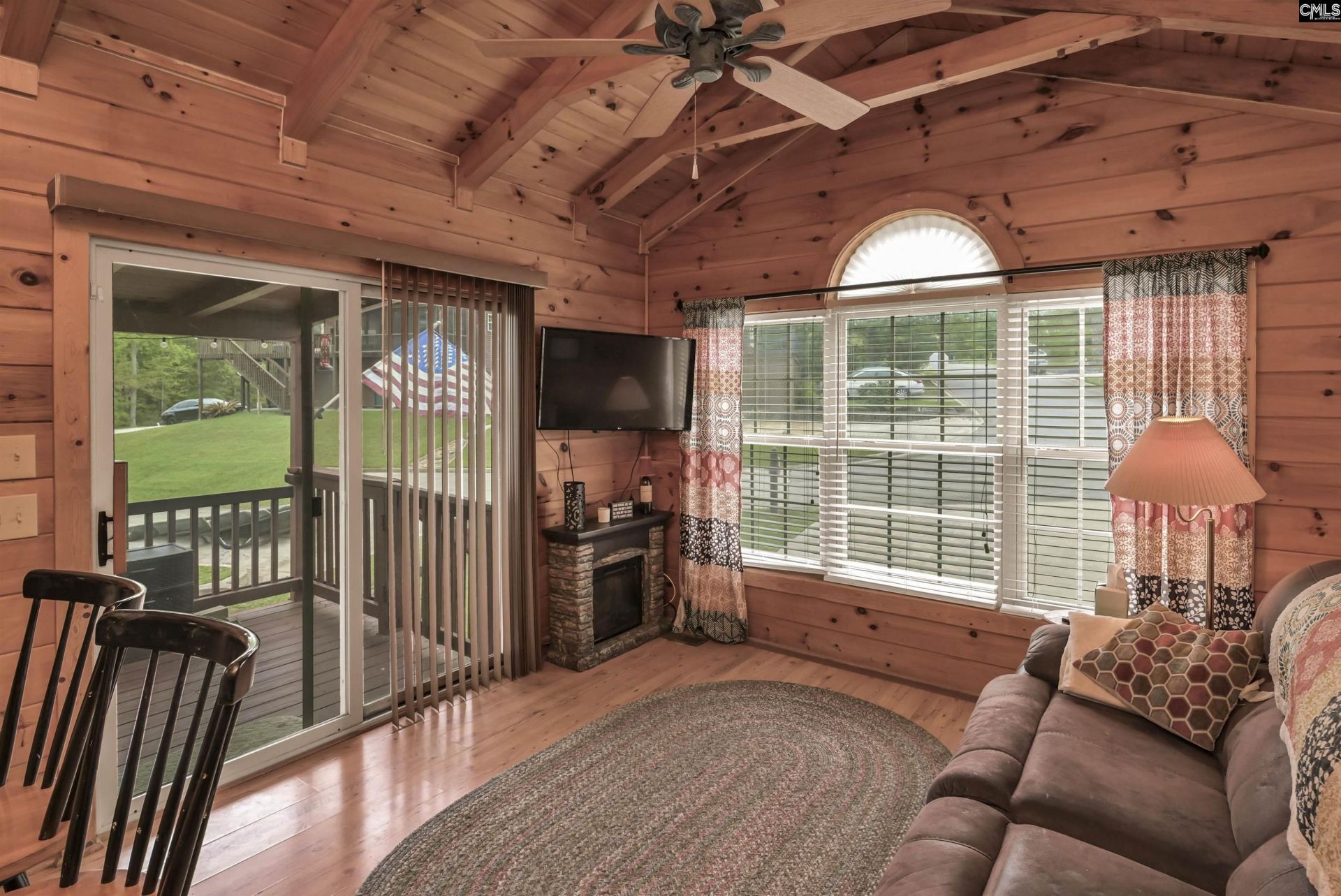 141 Front Street Photo 17