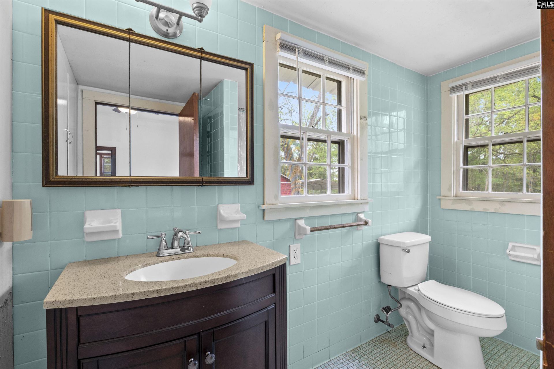 1941 Cedar Springs Road Photo 15