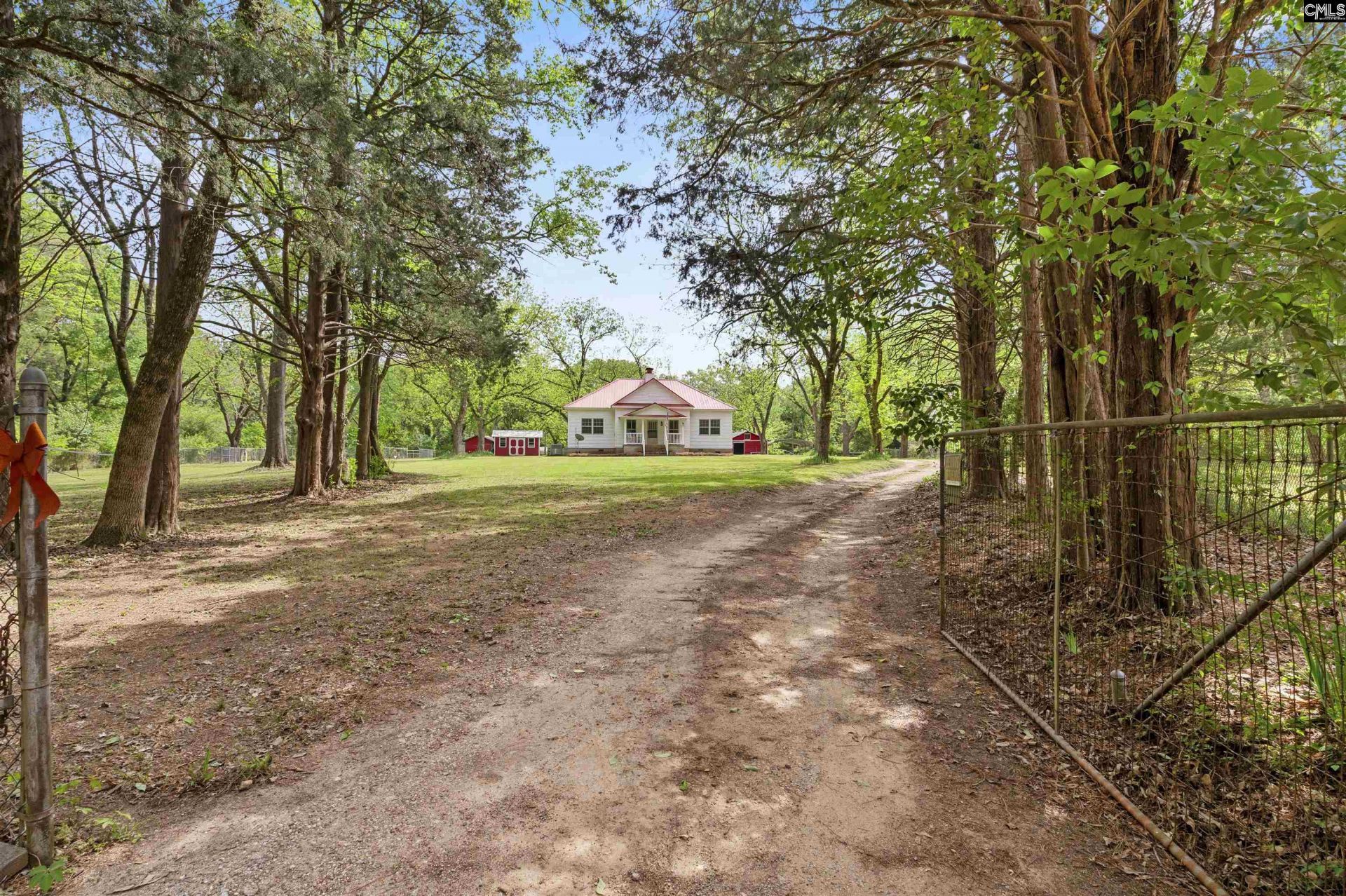 1941 Cedar Springs Road Photo 4