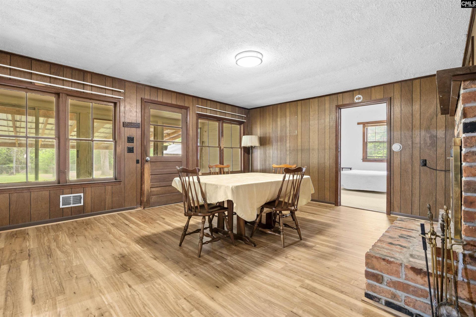 1941 Cedar Springs Road Photo 9