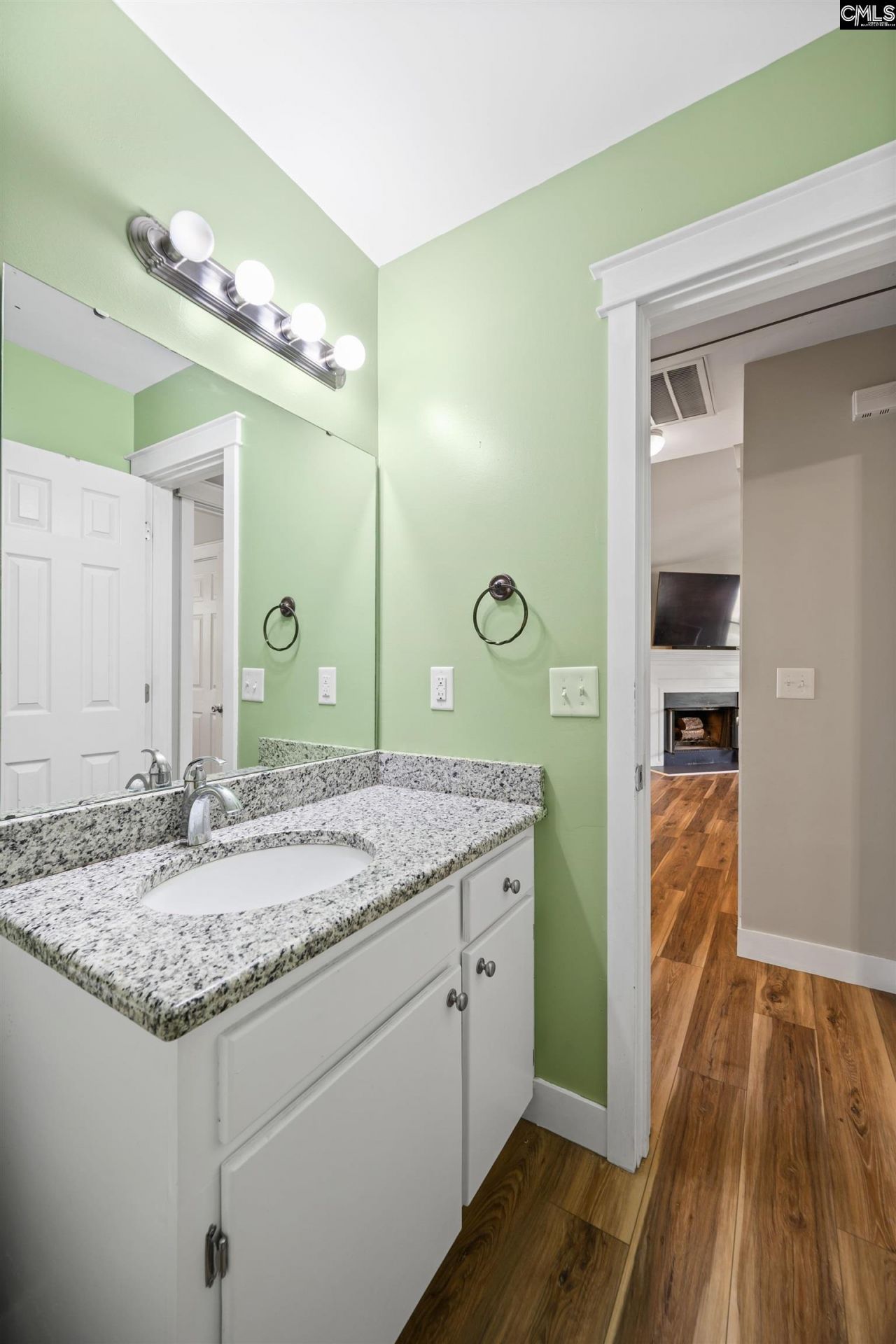 908 Watts Hill Road Photo 19