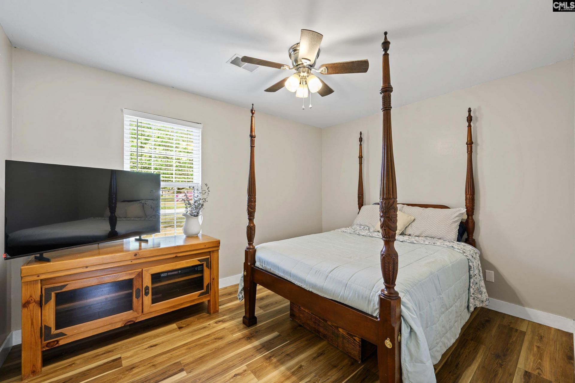 908 Watts Hill Road Photo 20