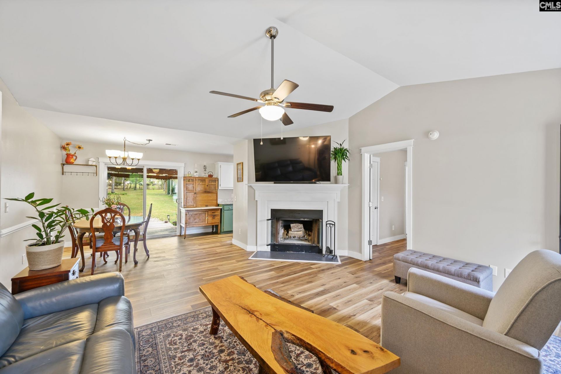 908 Watts Hill Road  Photo 8