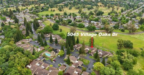 5045 Village Oaks Dr, Rocklin, CA 95677 Photo