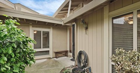 5045 Village Oaks Dr, Rocklin, CA 95677 Photo