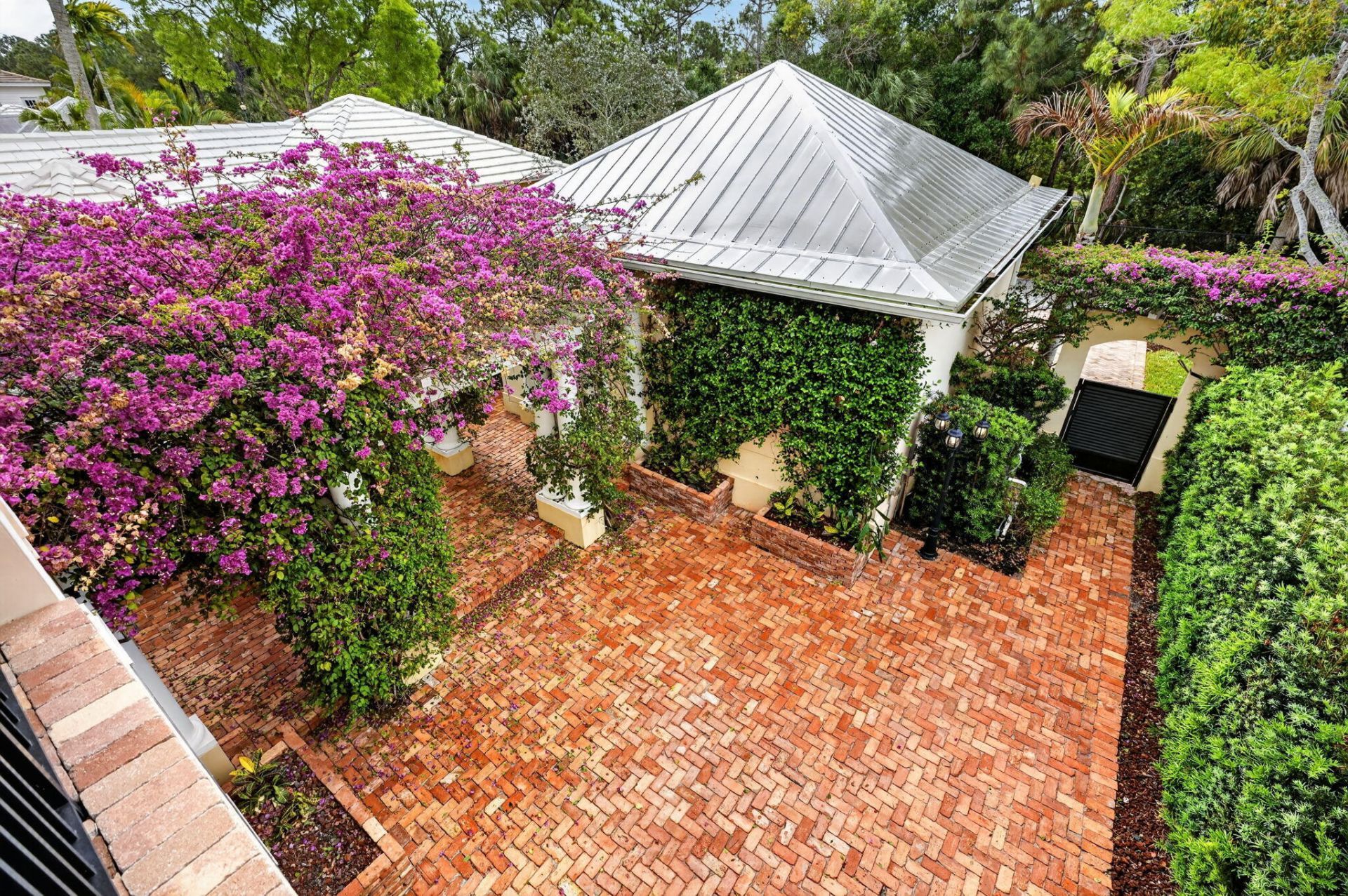 216 W Bay Cedar Circle, Jupiter, FL 33458 Photo