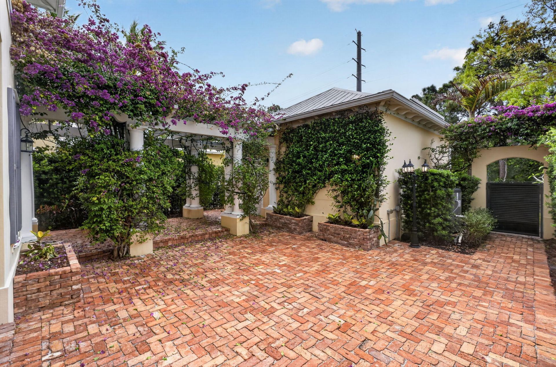 216 W Bay Cedar Circle, Jupiter, FL 33458 Photo