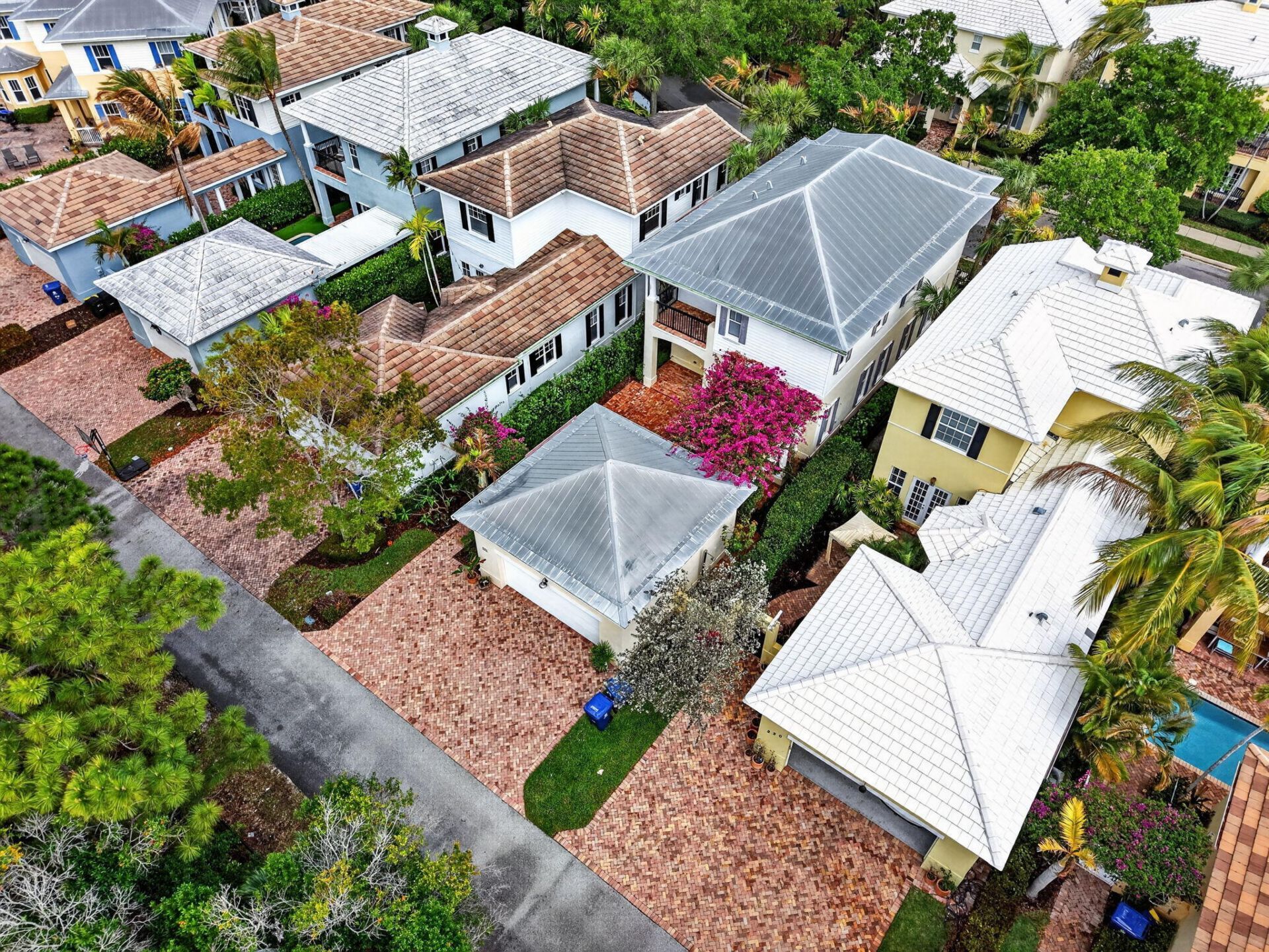 216 W Bay Cedar Circle, Jupiter, FL 33458 Photo