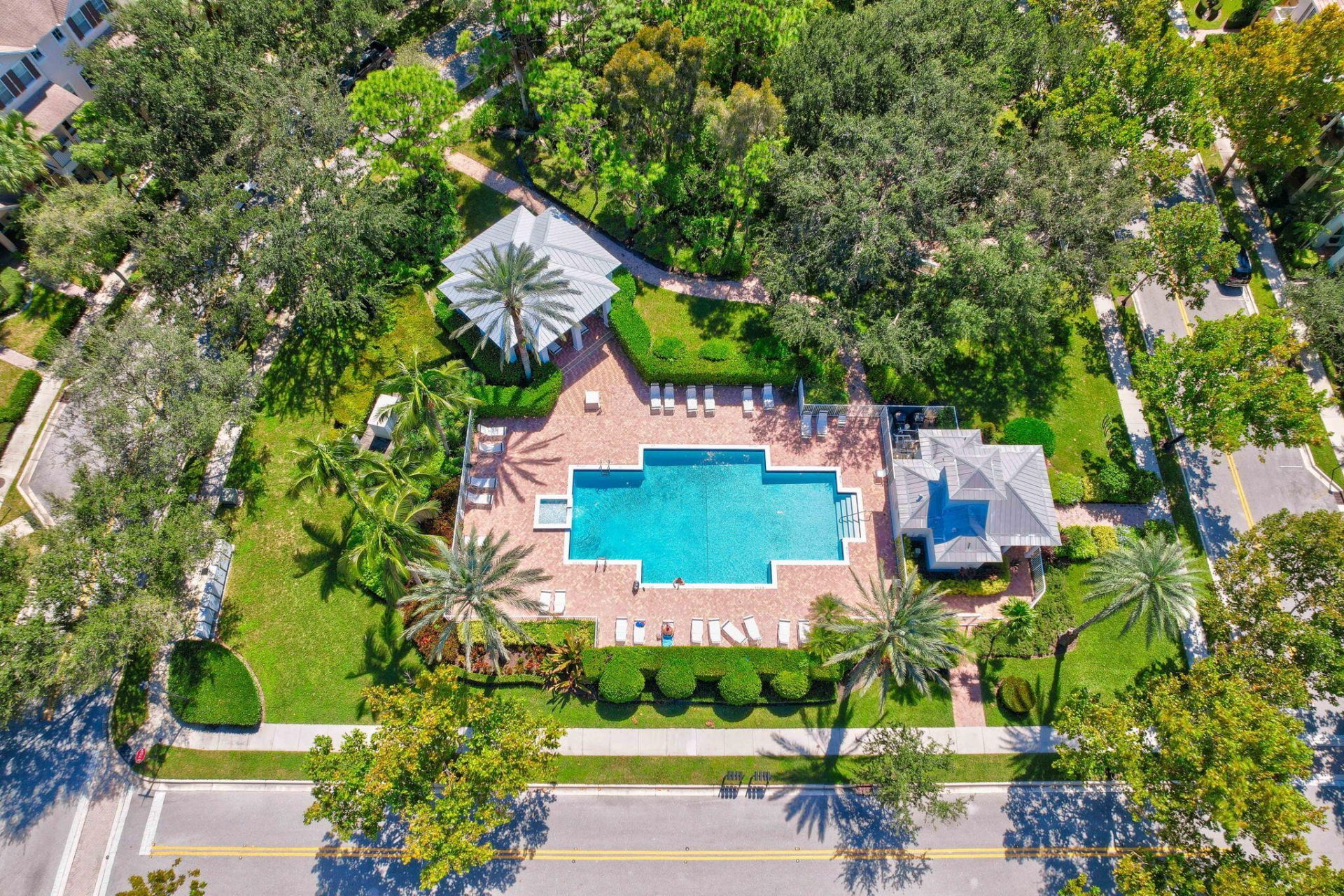 216 W Bay Cedar Circle, Jupiter, FL 33458 Photo